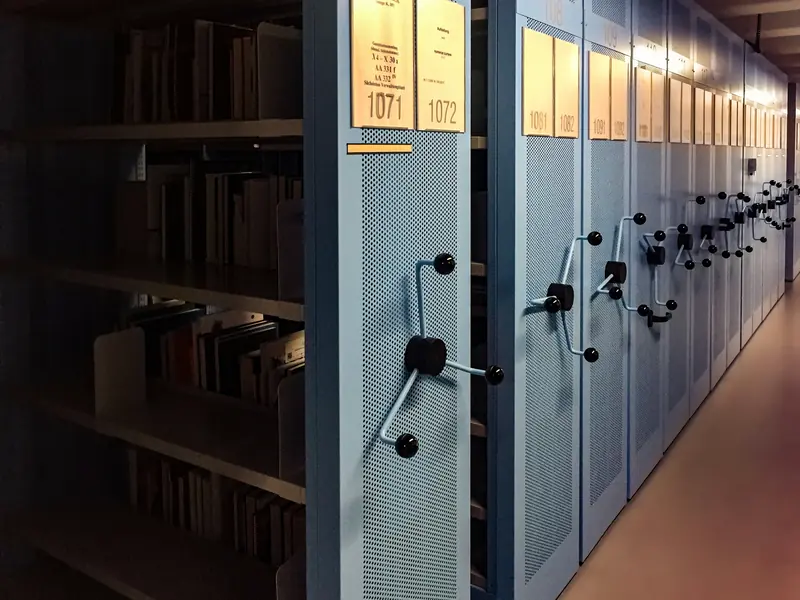 Rolling archive shelving units in a records room